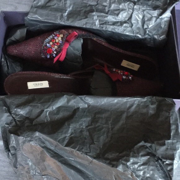 Prada Kitten heel mules. Size 9.5 B. Like new - Picture 8 of 8